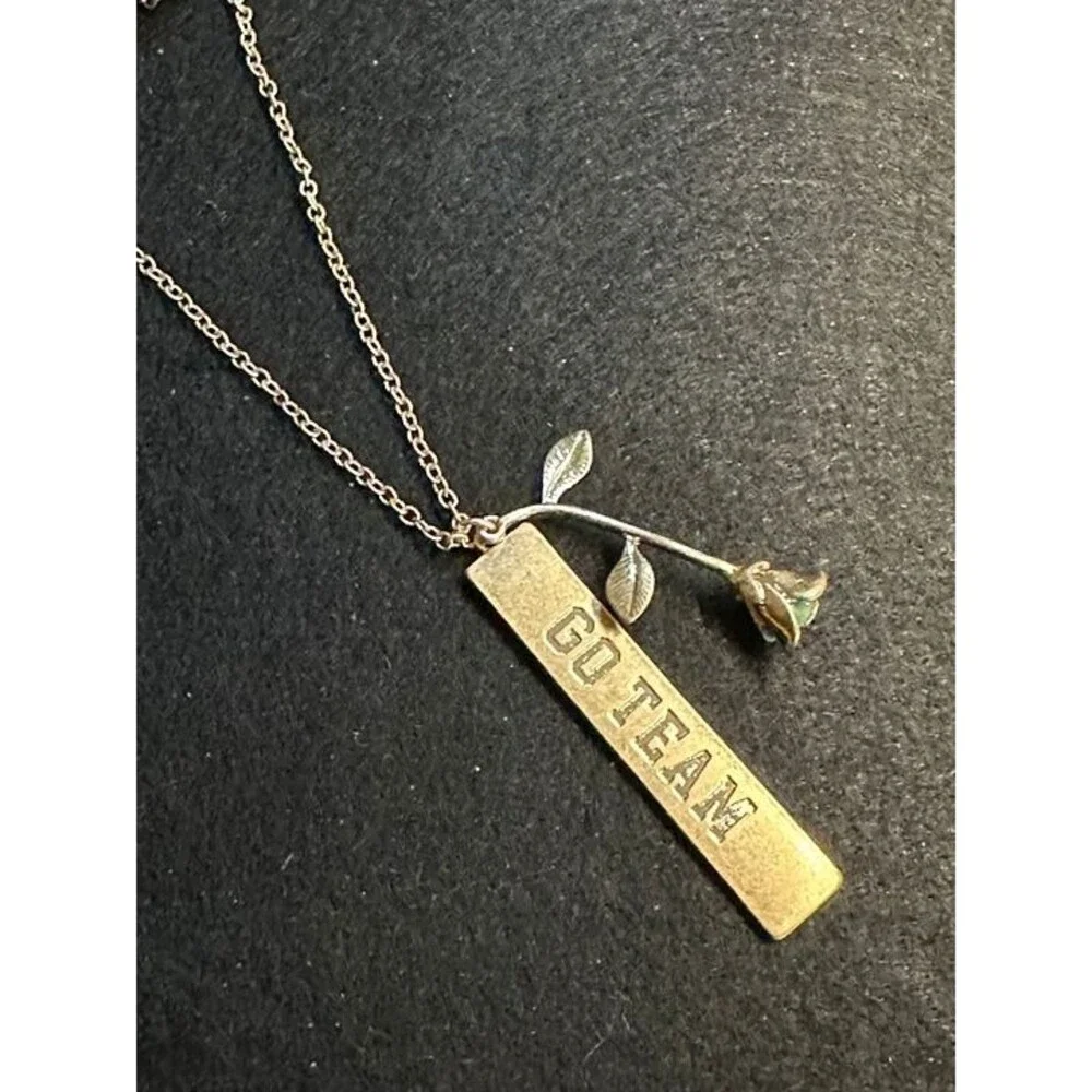 élie Gold GO TEAM Bar Pendant Necklace Rose Leaf Charm NWT New Boho Jewelry Gift
